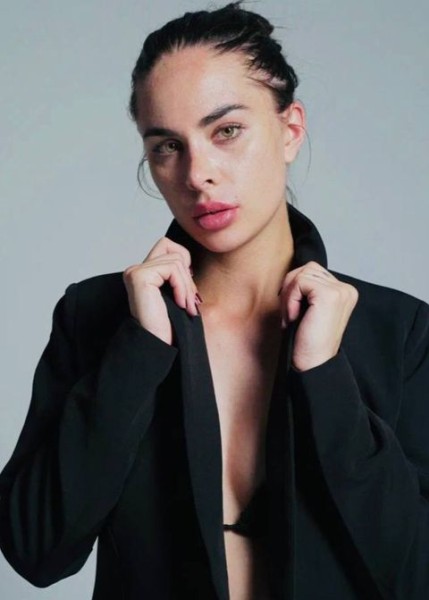 Проститутка Камилла